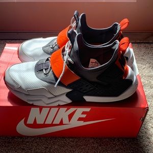 Orange Rush Hurache Drift Size 12